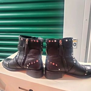 Women boots